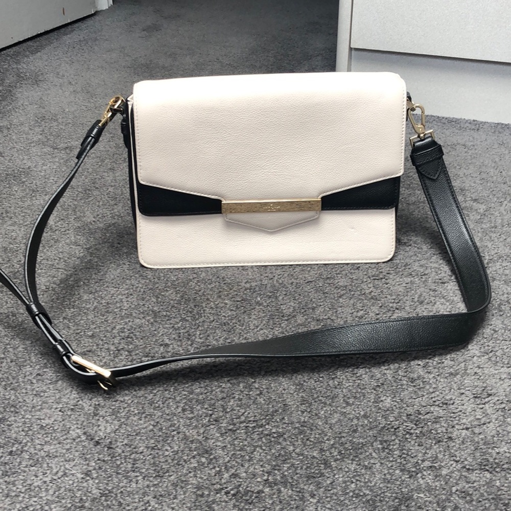 Cream and black Kate Spade shoulder bag
